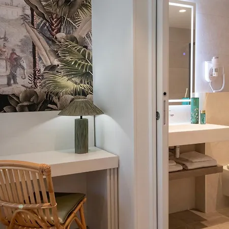 Aparthotel Hoteliere Chambord Au Coeur De - Entierement Renovee 3*