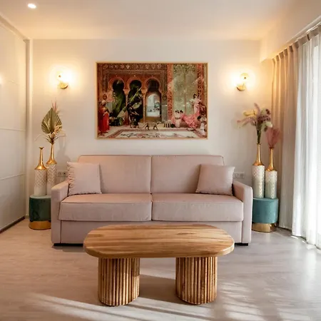 Aparthotel Hoteliere Chambord Au Coeur De - Entierement Renovee