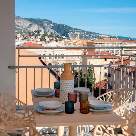 Aparthotel Hoteliere Chambord Au Coeur De - Entierement Renovee Menton